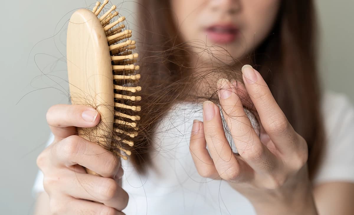 Haarbürste mit ausgefallenen Haaren