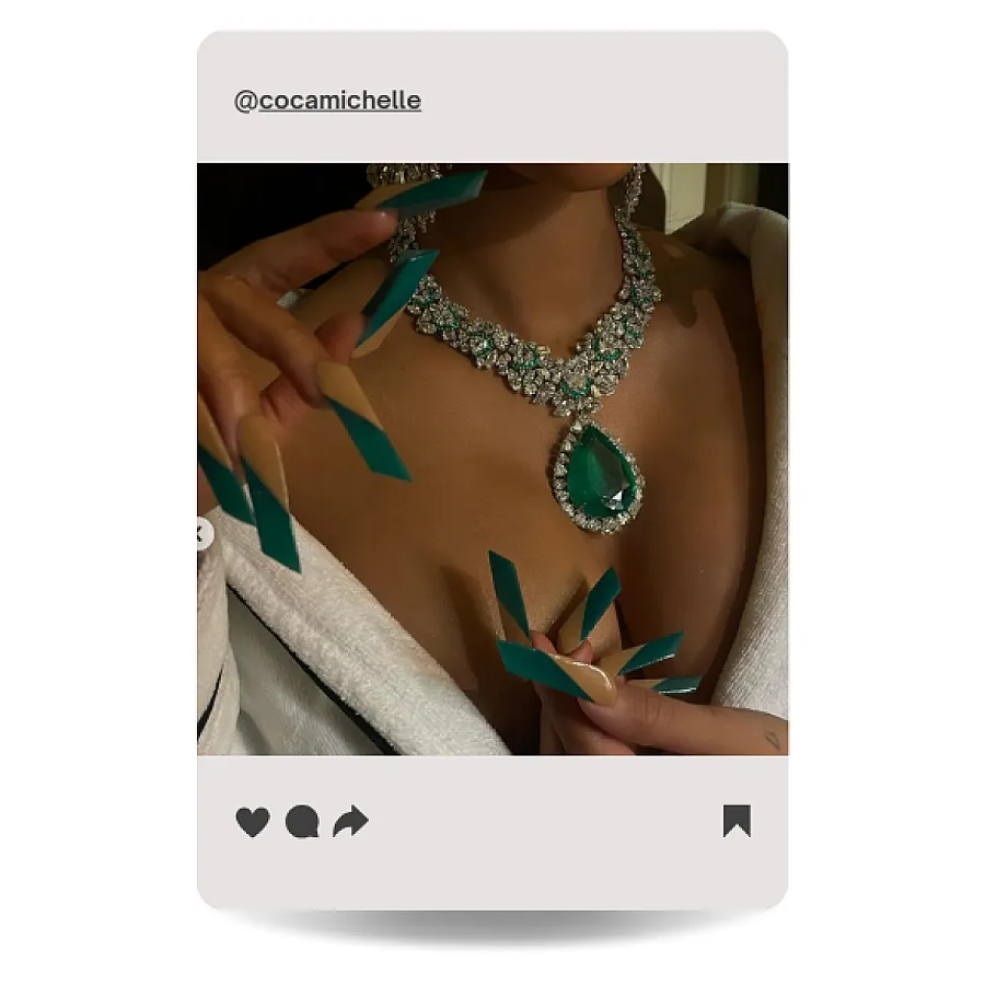 Nail Art von Cardi B unter dem Motto Rosendornen für die Met Gala 2024